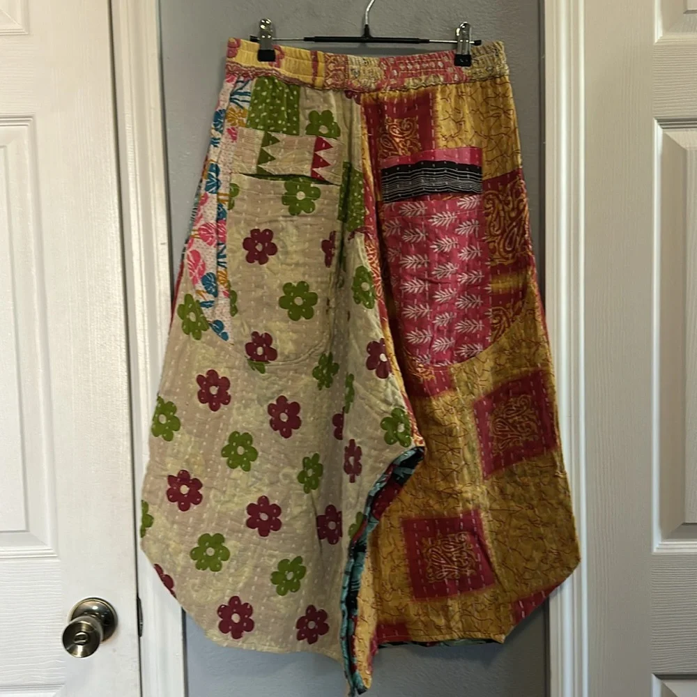 NWT Jaded Gypsy Kantha Sunrise Crop Pant - Picture 2 of 8
